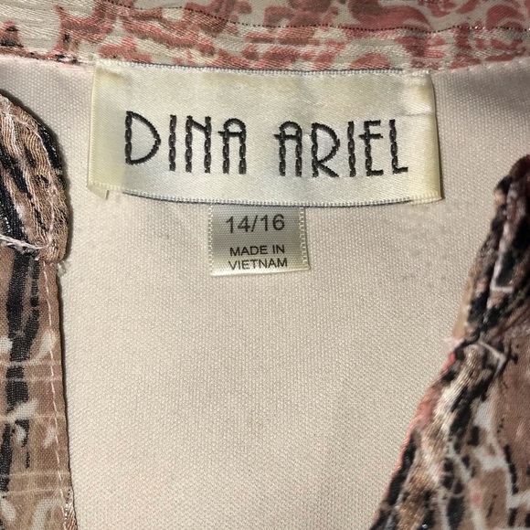 Beautiful Dina Ariel Pink Ruffle Top 😍 - Picture 6 of 12